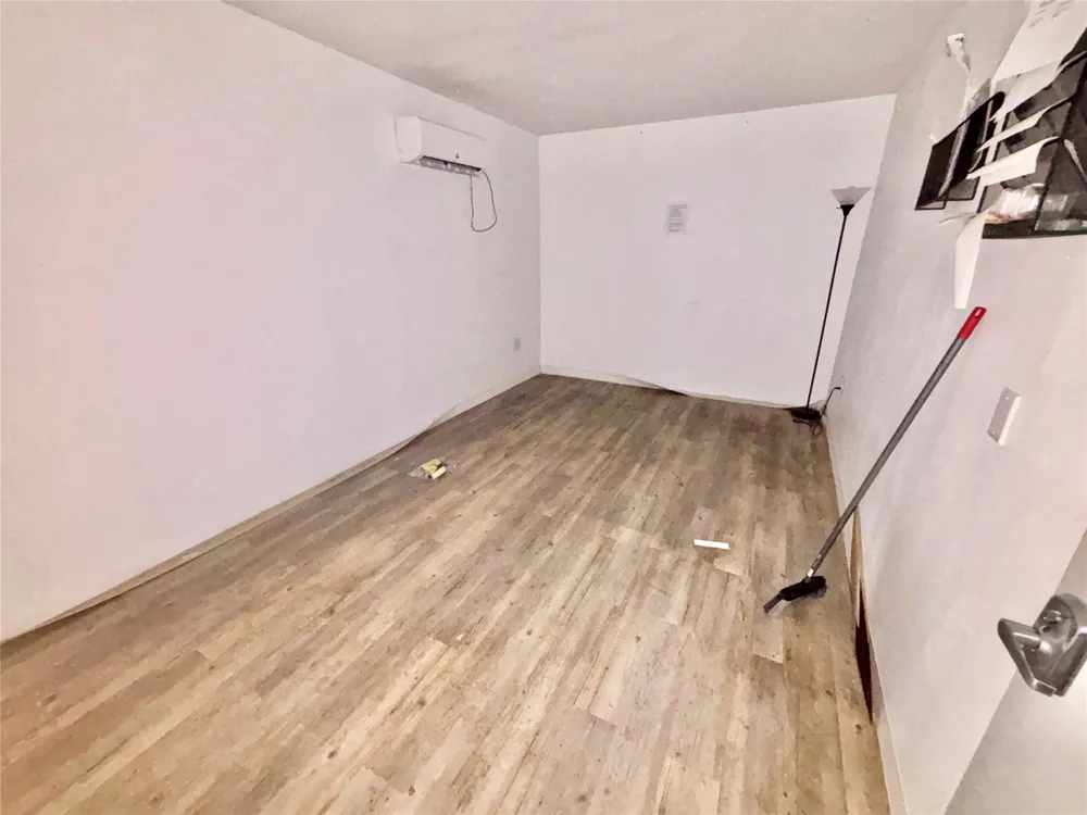 143 BK 700 ROAD Stigler, OK 74462