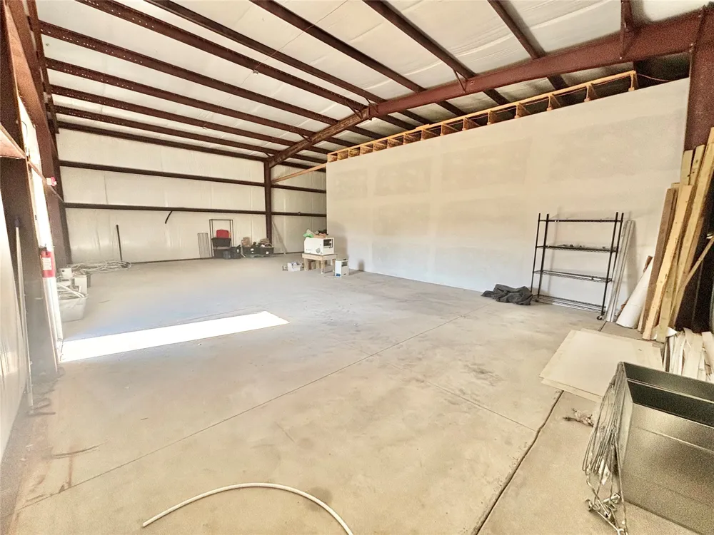 143 BK 700 ROAD Stigler, OK 74462