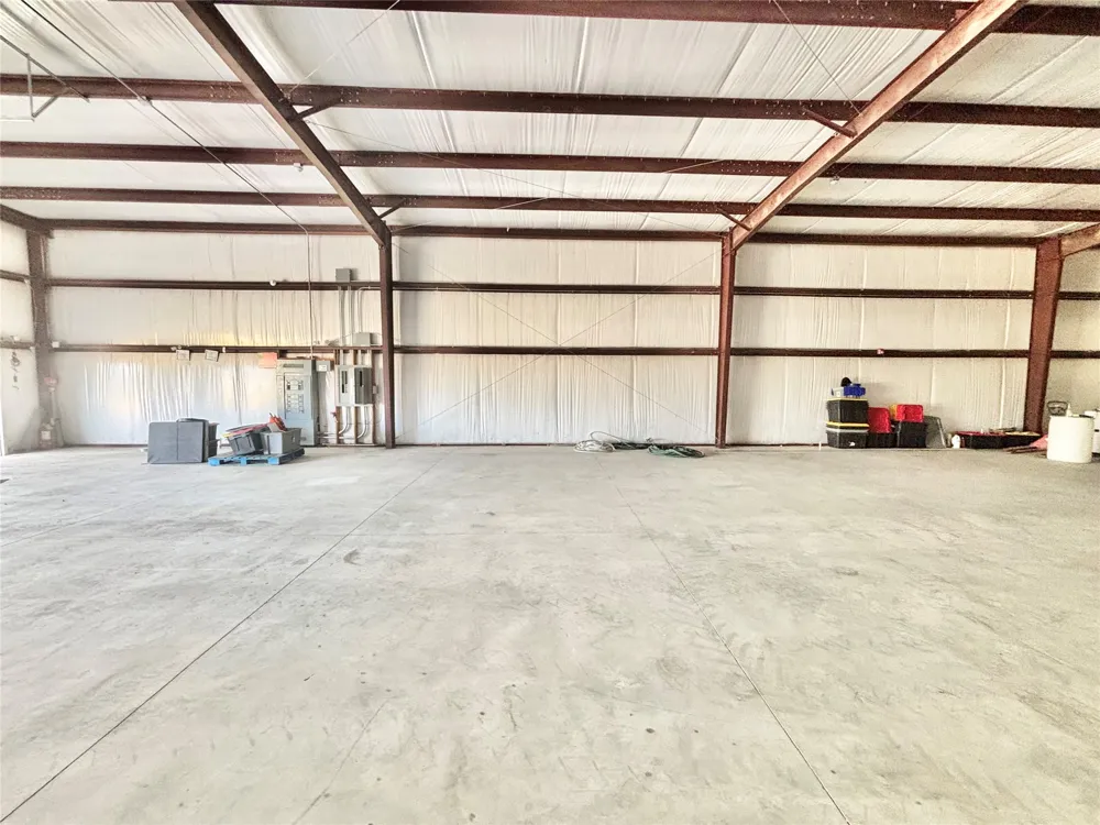 143 BK 700 ROAD Stigler, OK 74462