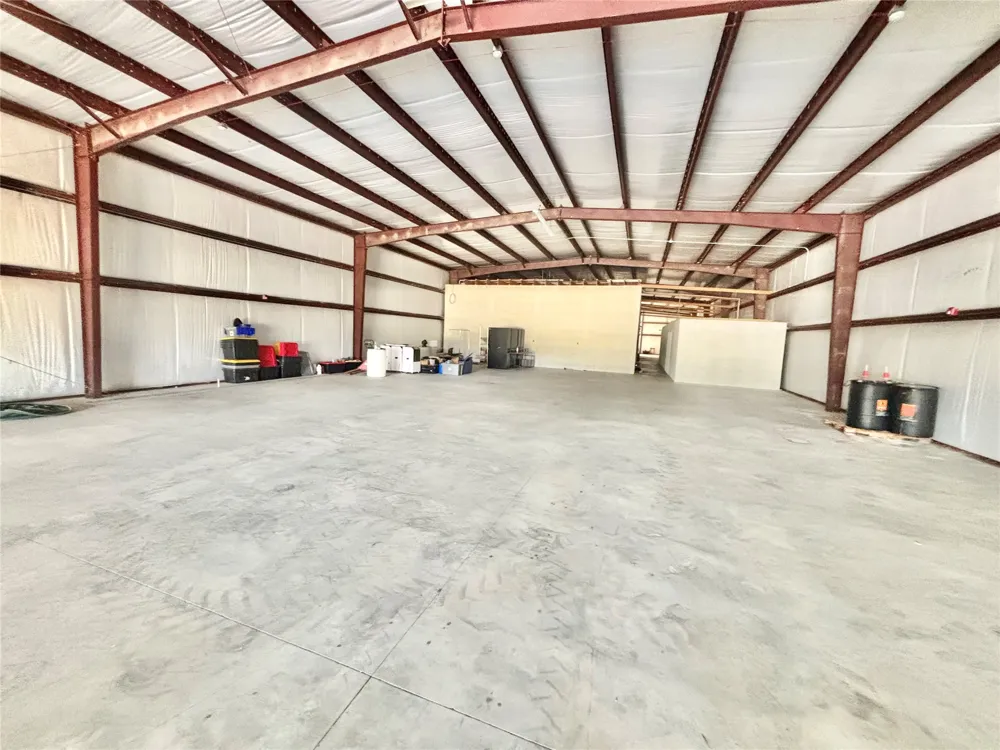 143 BK 700 ROAD Stigler, OK 74462