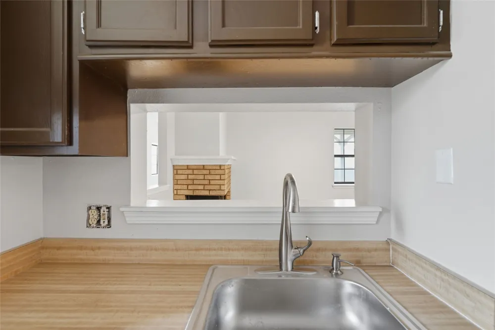 9015 S Delaware Avenue #303 Tulsa, OK 74137