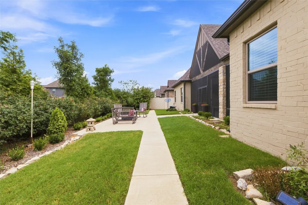 512 85th Street Broken Arrow, OK 74014