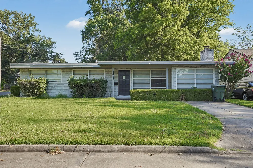 2400 Elmira Street Muskogee, OK 74403