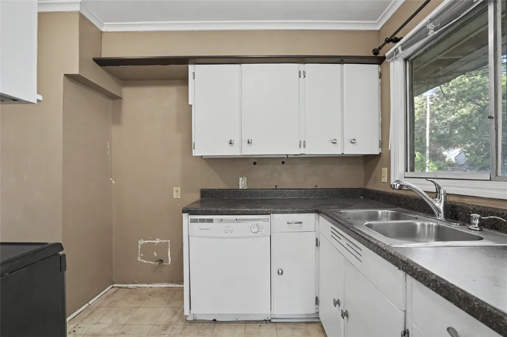 2400 Elmira Street Muskogee, OK 74403