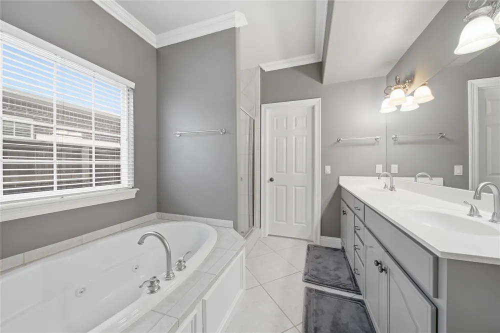 10112 S 86th East Place Tulsa, OK 74133