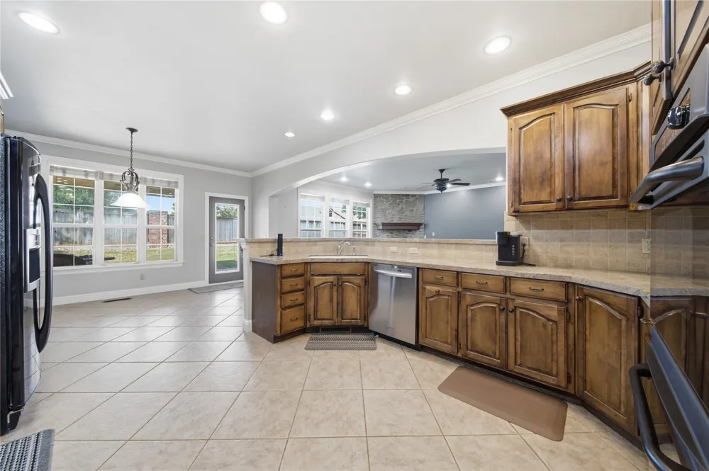 10112 S 86th East Place Tulsa, OK 74133
