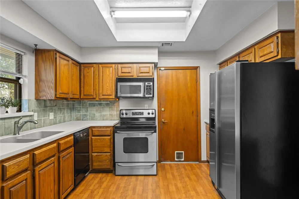 3200 S Lions Avenue Broken Arrow, OK 74012