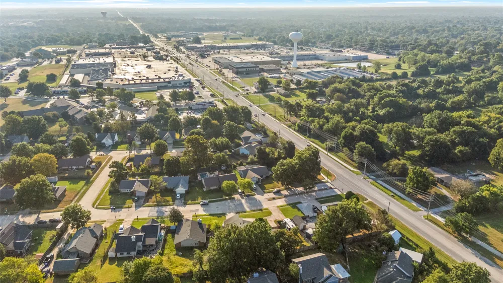 3200 S Lions Avenue Broken Arrow, OK 74012