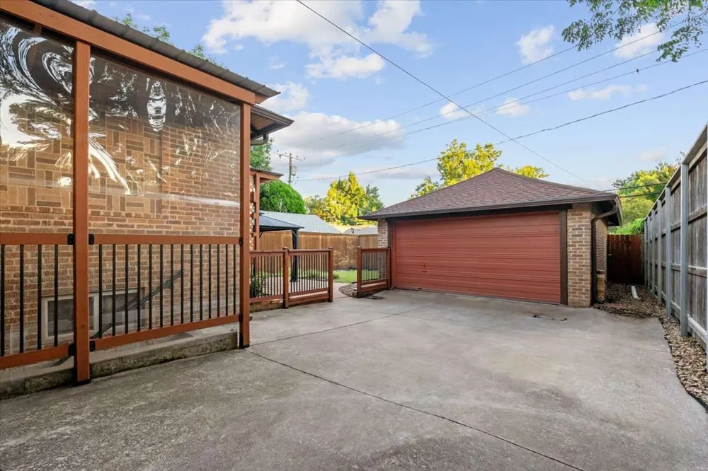 2120 E 18th Street Tulsa, OK 74104