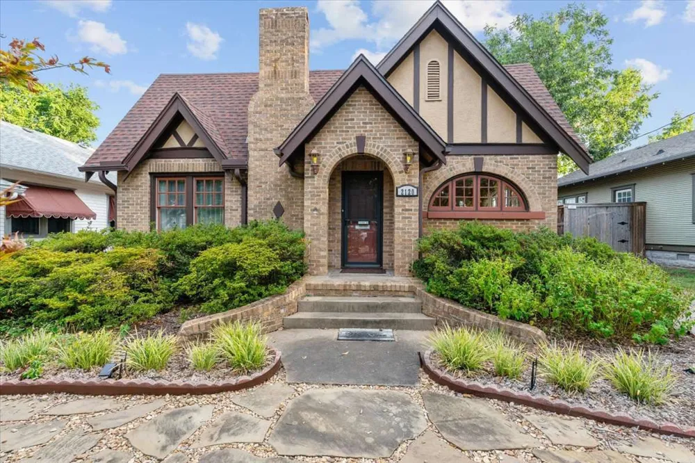 2120 E 18th Street Tulsa, OK 74104