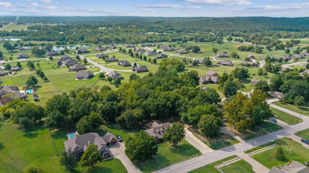 5906 S 134th West Avenue Sand Springs, OK 74063