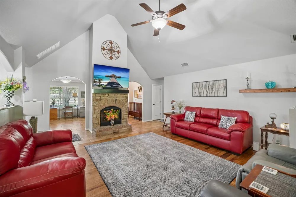 5906 S 134th West Avenue Sand Springs, OK 74063