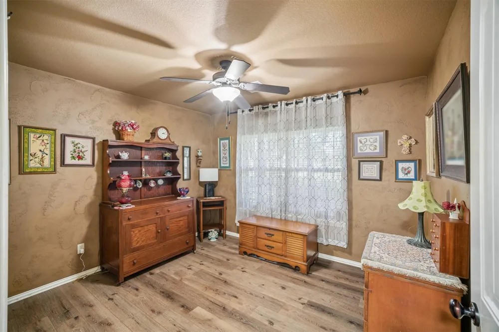 5906 S 134th West Avenue Sand Springs, OK 74063