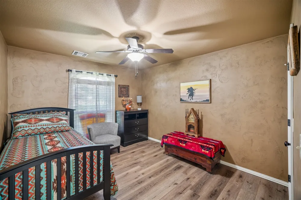 5906 S 134th West Avenue Sand Springs, OK 74063