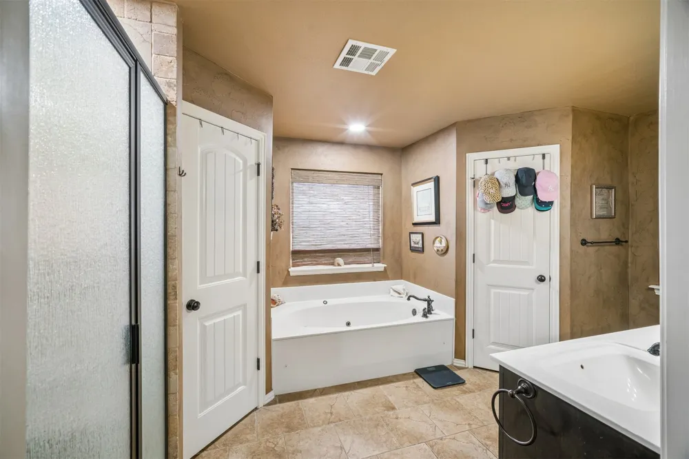 5906 S 134th West Avenue Sand Springs, OK 74063