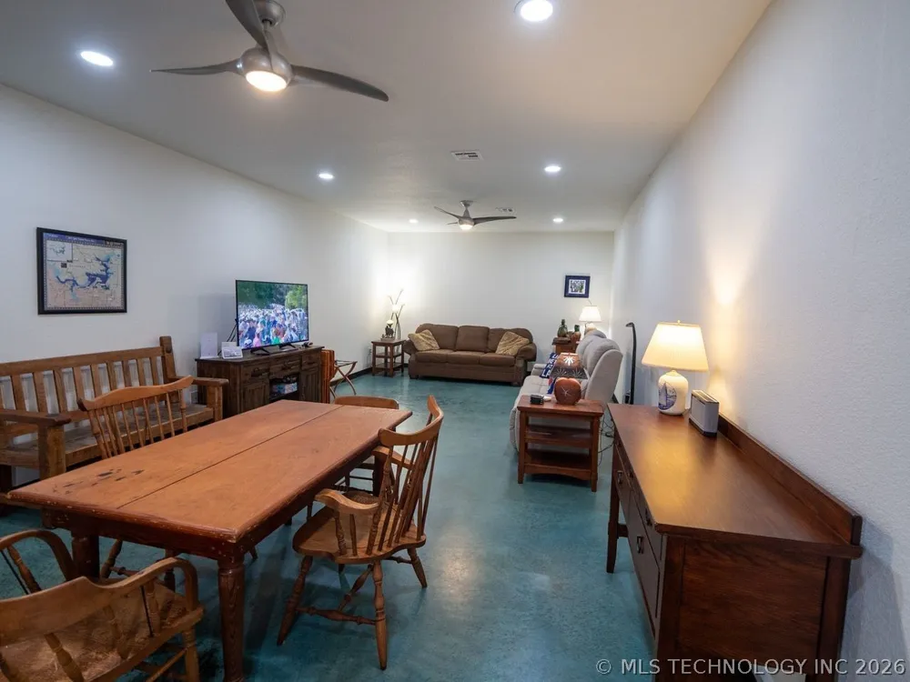 7851 Texoma Hills Road Kingston, OK 73439