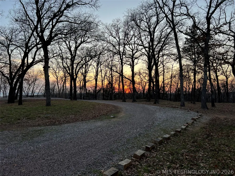 7851 Texoma Hills Road Kingston, OK 73439