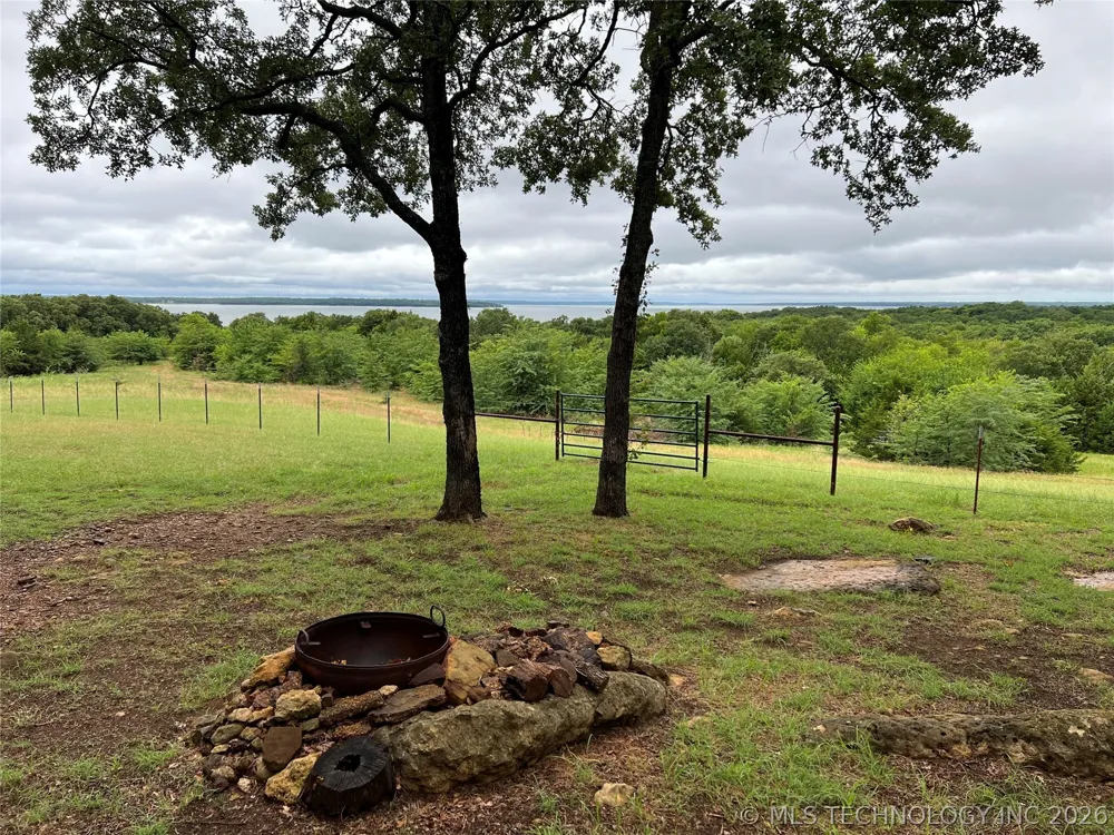 7851 Texoma Hills Road Kingston, OK 73439