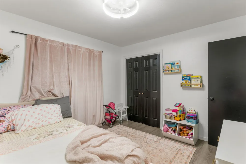 4819 S Spruce Drive Sand Springs, OK 74063