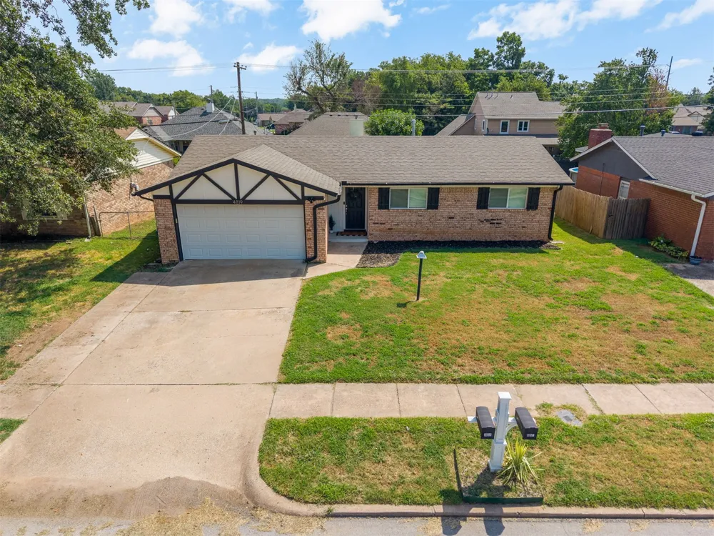 4819 S Spruce Drive Sand Springs, OK 74063