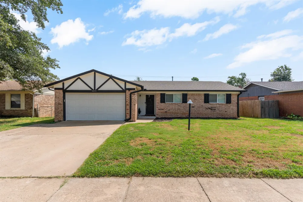 4819 S Spruce Drive Sand Springs, OK 74063