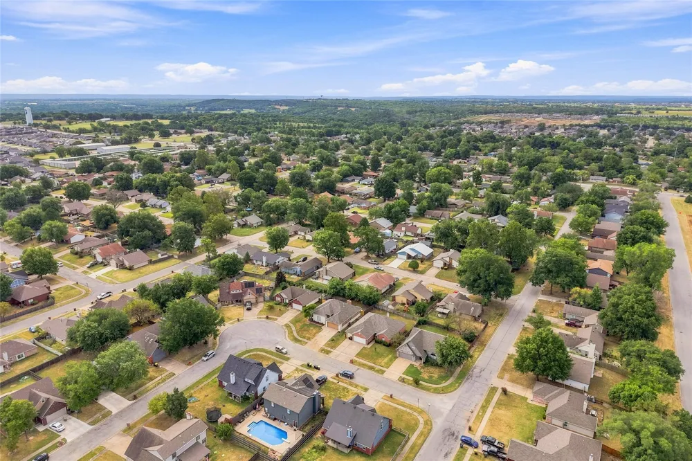 1230 E 138th Place Glenpool, OK 74033