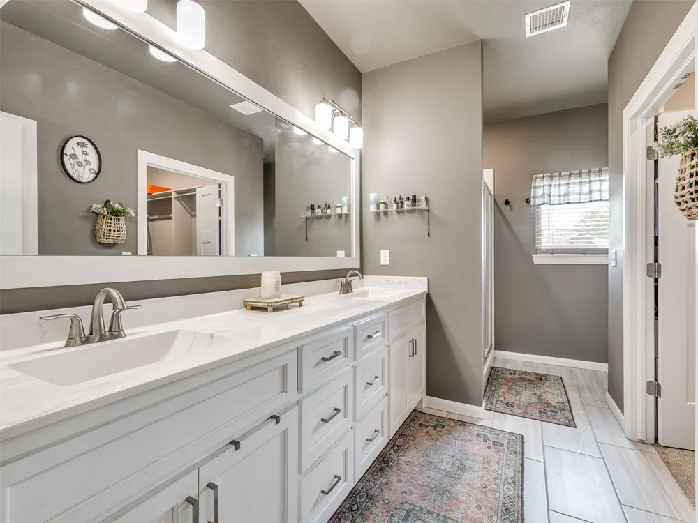 215 W 52nd Street Sand Springs, OK 74063