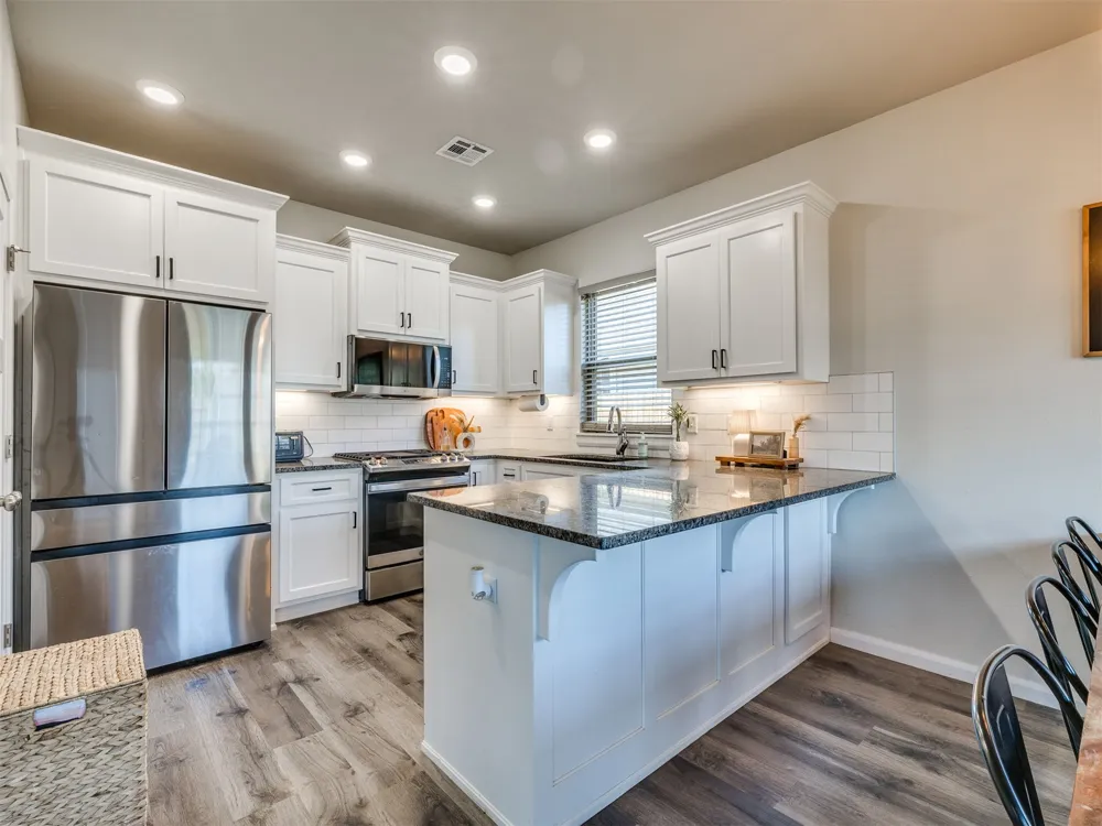 215 W 52nd Street Sand Springs, OK 74063