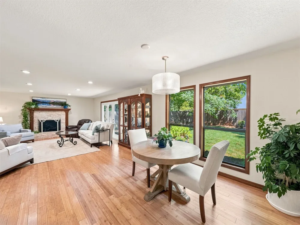 6213 E 78th Place Tulsa, OK 74136