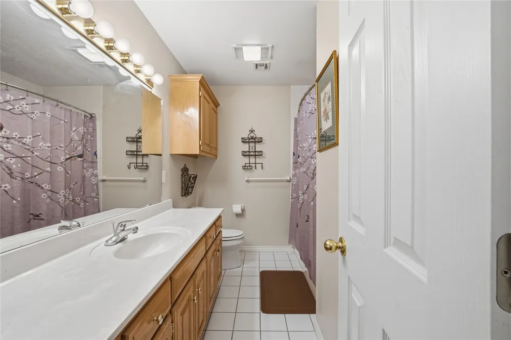 309 Parkhill Lane Bartlesville, OK 74006