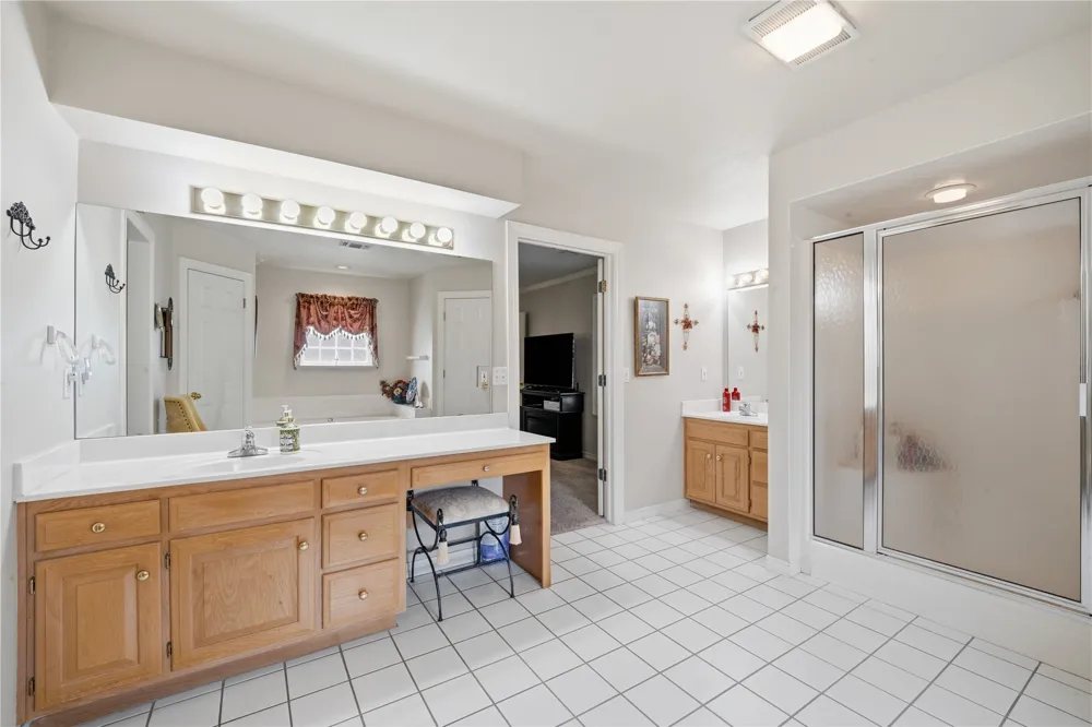 309 Parkhill Lane Bartlesville, OK 74006