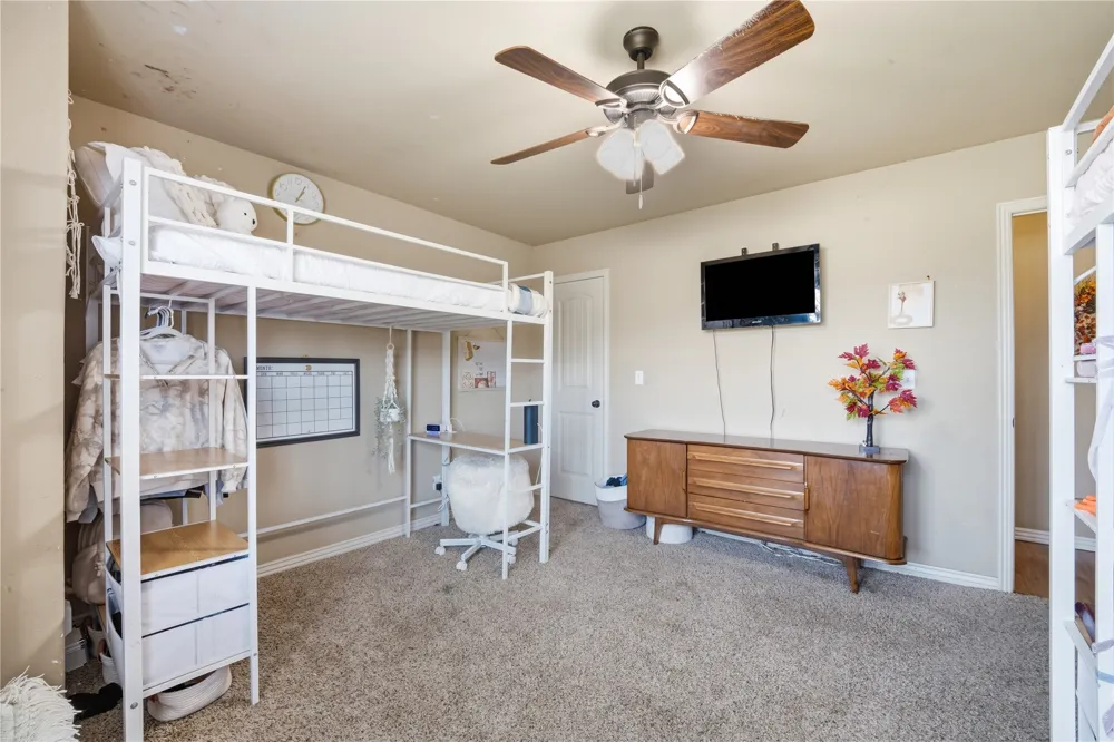 3620 W Golden Rod Street Skiatook, OK 74070