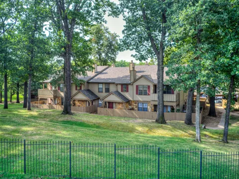 9105 S Urbana Avenue S ##G