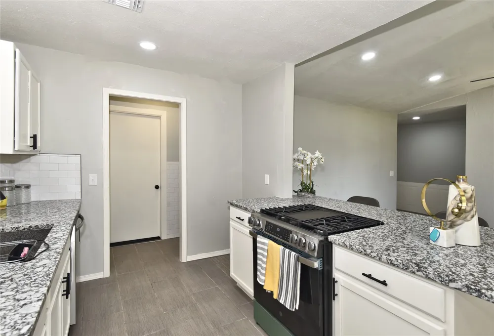 601 E Toledo Place Broken Arrow, OK 74012