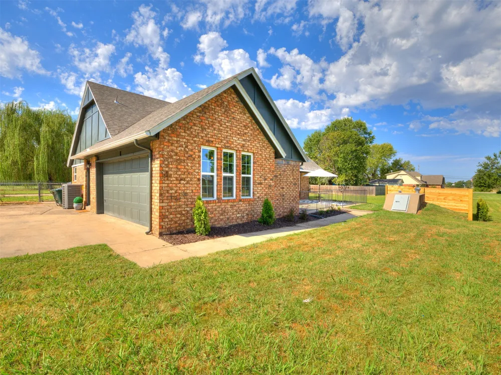 6518 S 274th Street S Broken Arrow, OK 74014