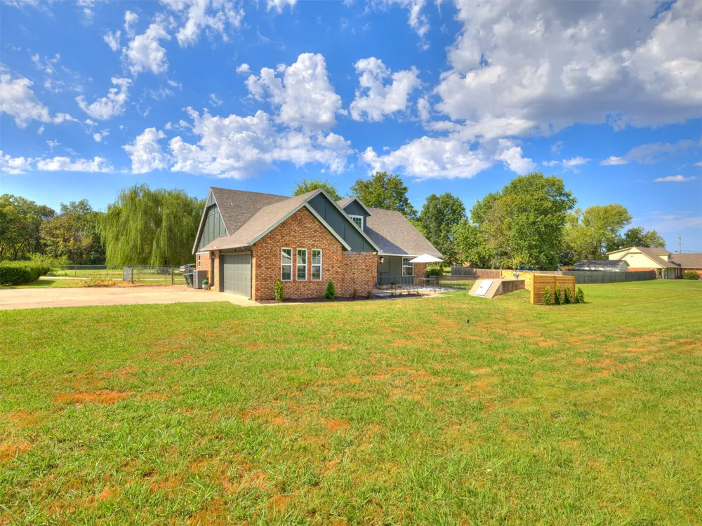 6518 S 274th Street S Broken Arrow, OK 74014