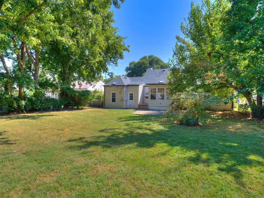 1338 S Marion Avenue Tulsa, OK 74112