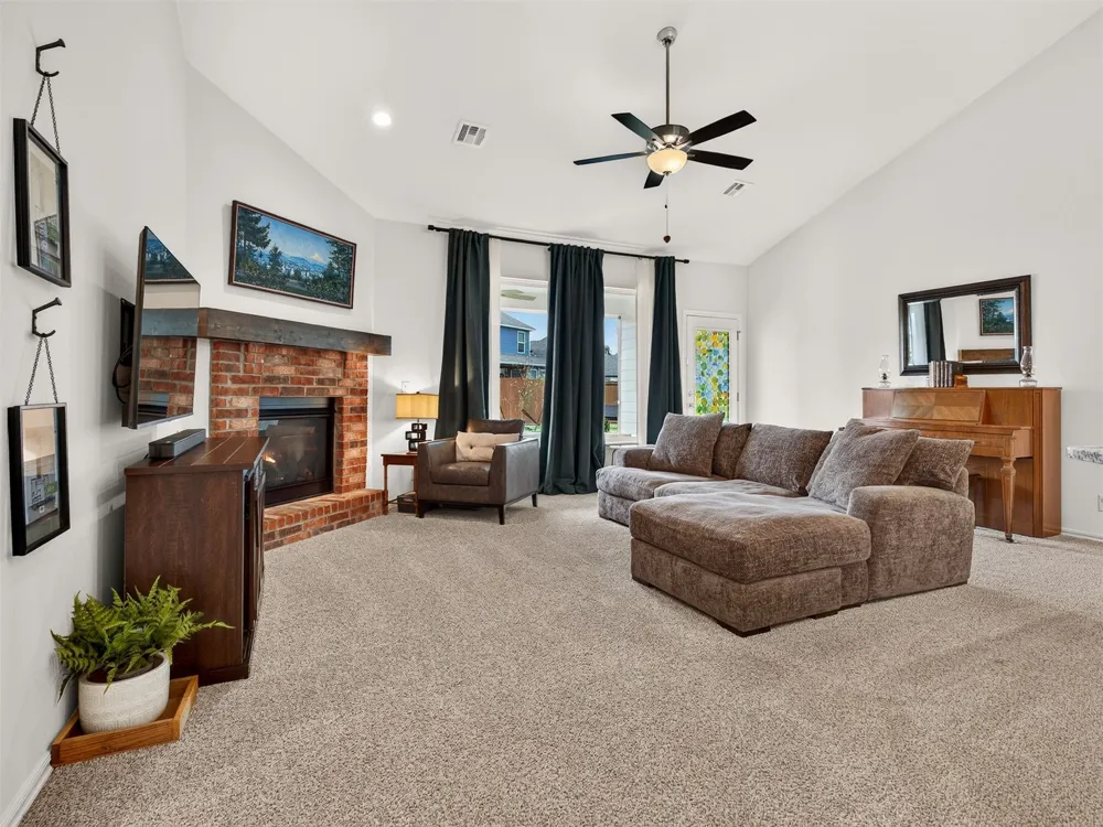 6158 S 320 AVENUE Broken Arrow, OK 74014