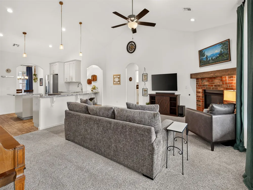 6158 S 320 AVENUE Broken Arrow, OK 74014