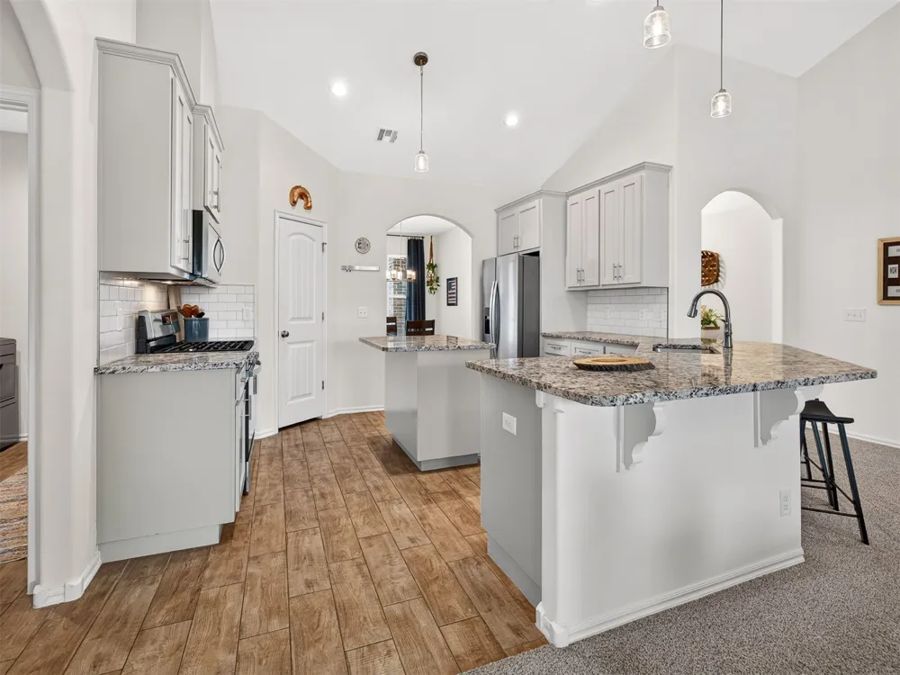 6158 S 320 AVENUE Broken Arrow, OK 74014