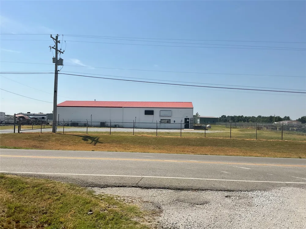 64571 E 290 ROAD Grove, OK 74344