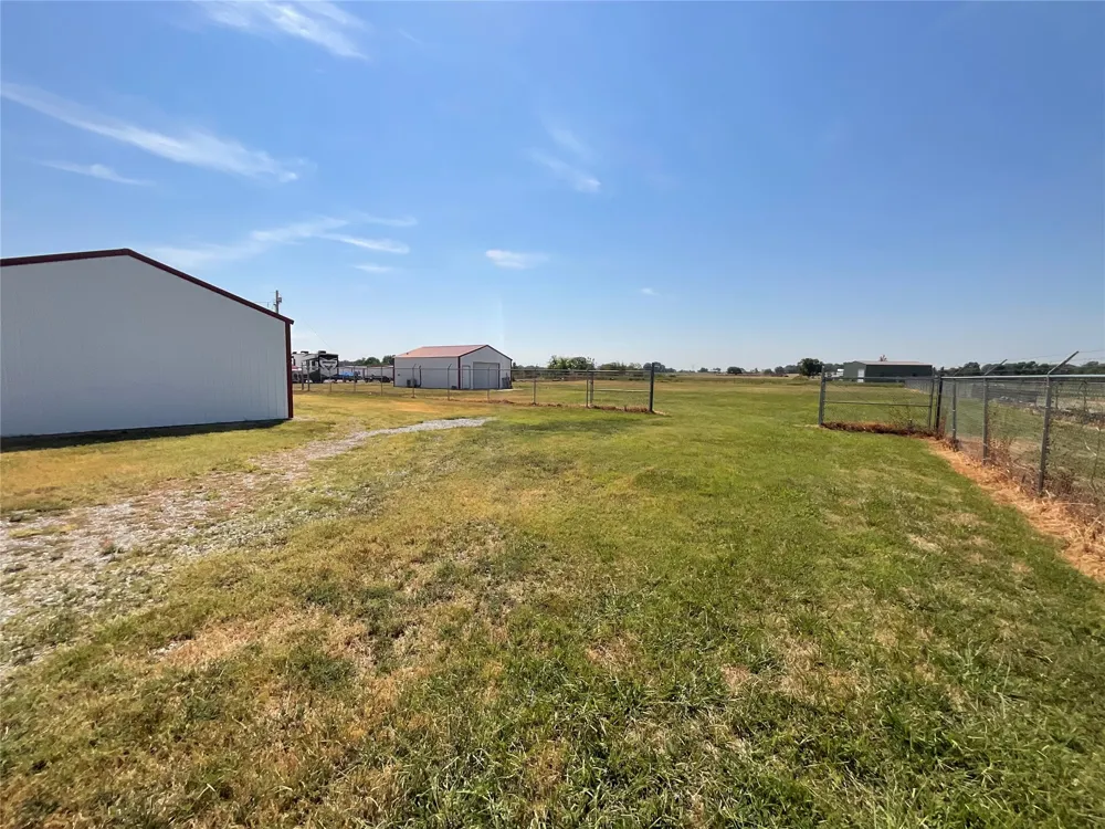 64571 E 290 ROAD Grove, OK 74344