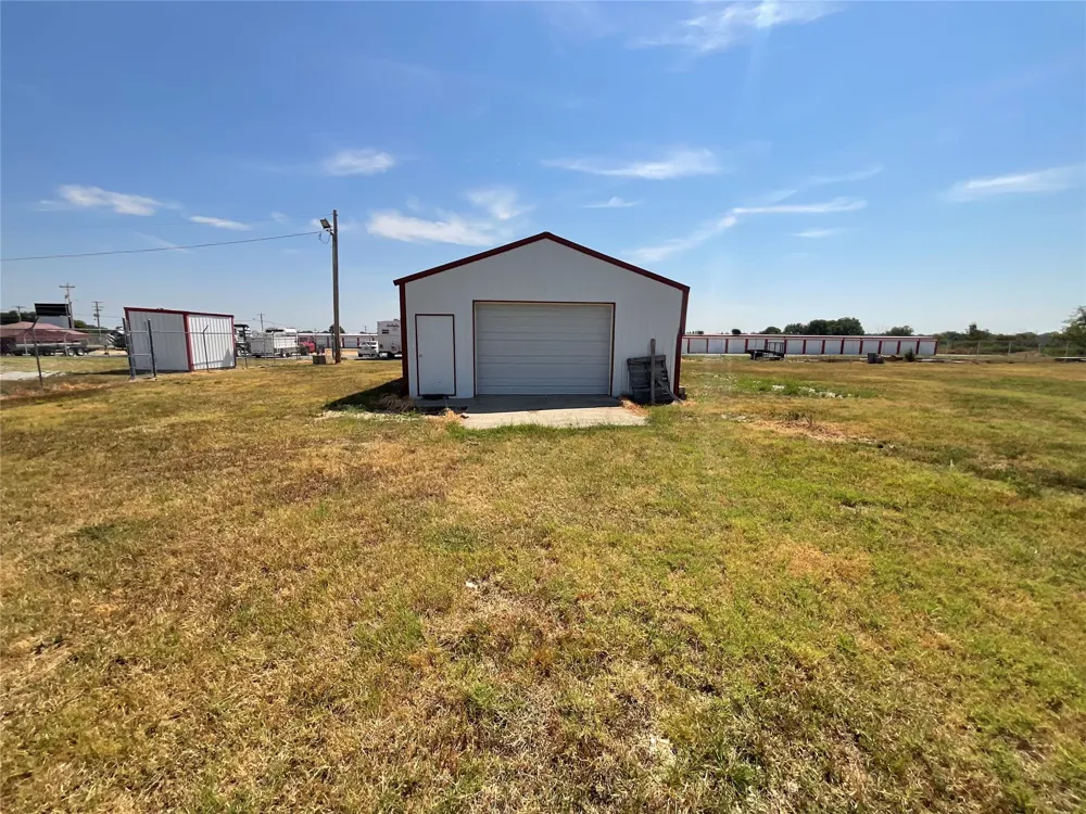 64571 E 290 ROAD Grove, OK 74344