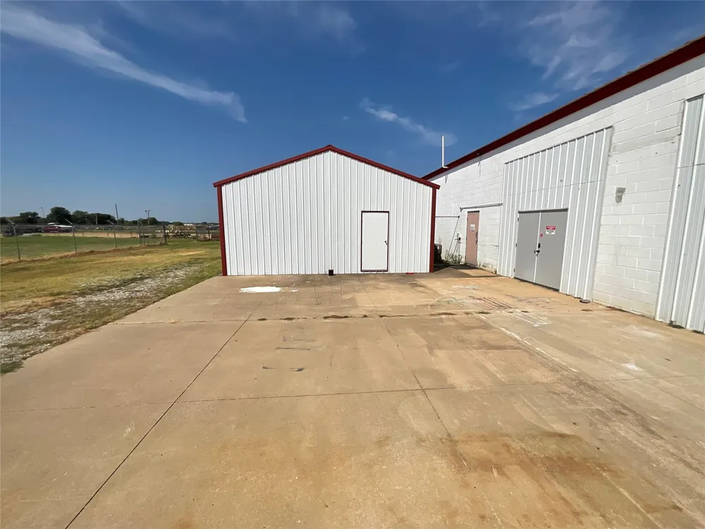 64571 E 290 ROAD Grove, OK 74344