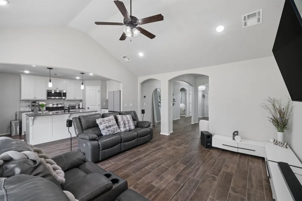 1801 E Winston Street Broken Arrow, OK 74011
