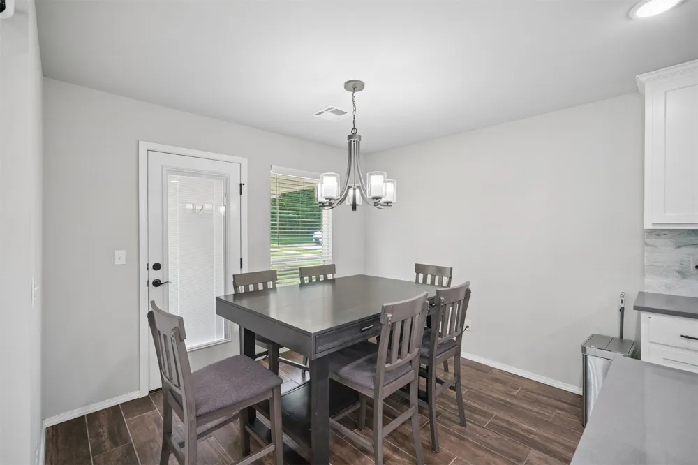 1801 E Winston Street Broken Arrow, OK 74011