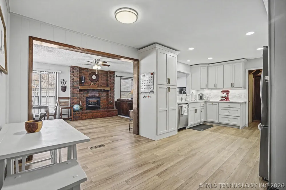 546 38 WestAvenue Tulsa, OK 74127