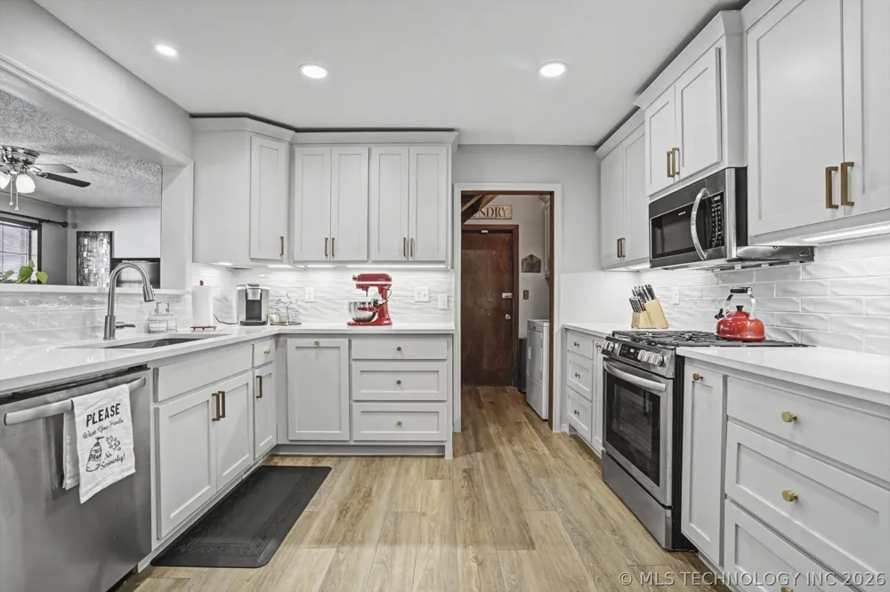 546 38 WestAvenue Tulsa, OK 74127