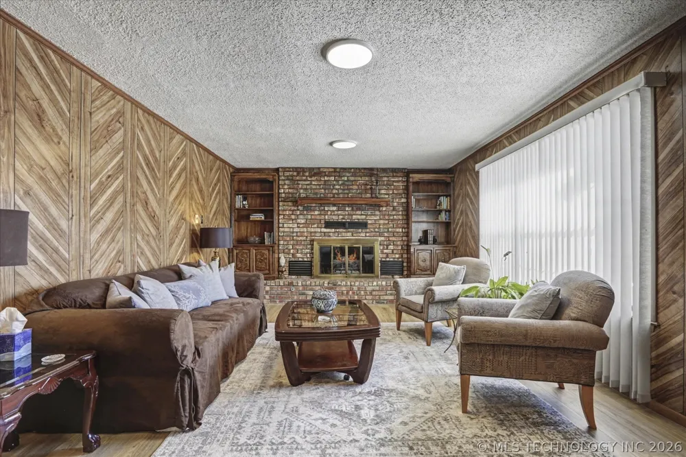 546 38 WestAvenue Tulsa, OK 74127