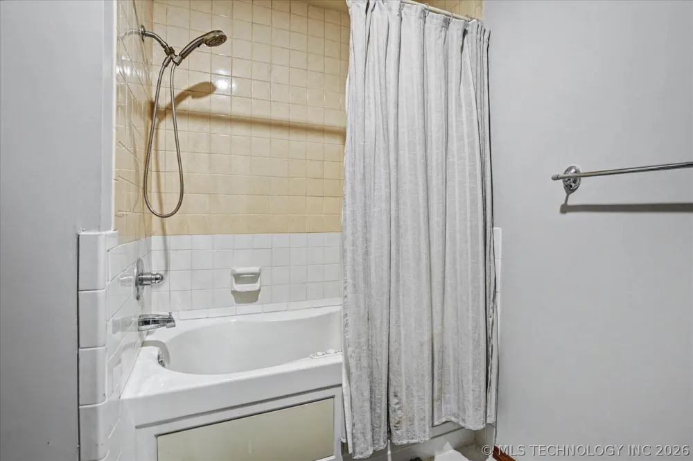 546 38 WestAvenue Tulsa, OK 74127
